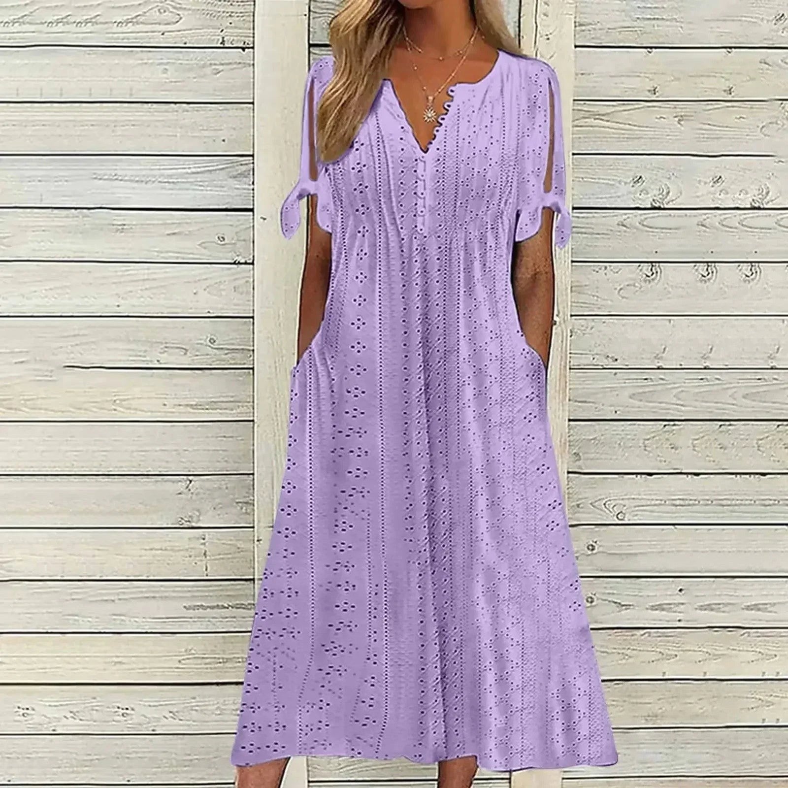 Vestido de Renda Jana - Gola em V de Manga Curta (Verão 2026) — Bavielo